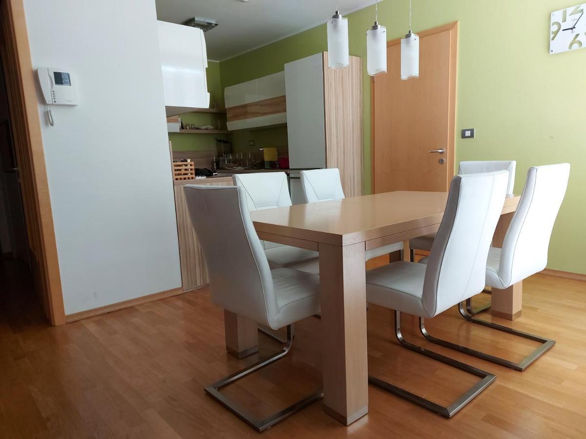 Apartma Klara Izola Zewnętrze zdjęcie
